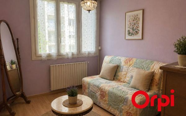 Appartement à vendre    3 pièces •  Saint-Genis-Laval