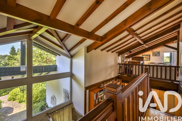 Maison à vendre 8 pièces 266,73 m² Urrugne