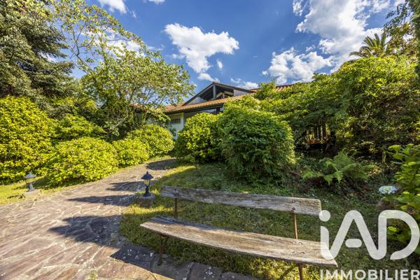 Maison à vendre 8 pièces 266,73 m² Urrugne