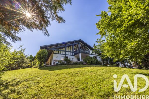 Maison à vendre 8 pièces 266,73 m² Urrugne