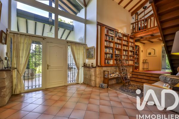 Maison à vendre 8 pièces 266,73 m² Urrugne
