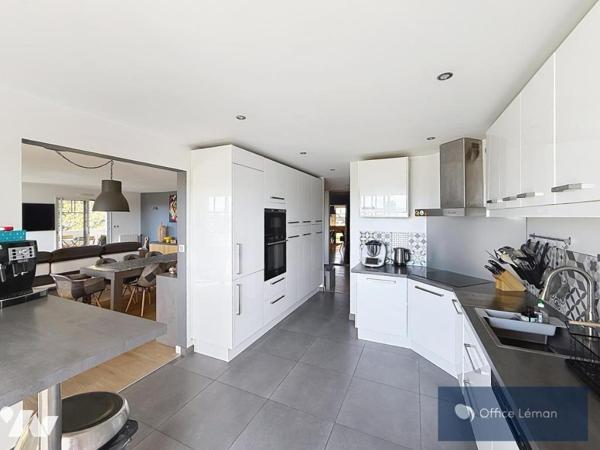 APPARTEMENT À VENDRE DIVONNE LES BAINS