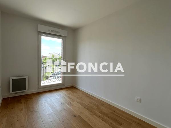 Location Appartement 3 pièces 62.3 m² - RUE DE LONDRES Lens 62300