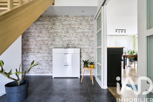 Maison à vendre 6 pièces 122 m² Lesquin