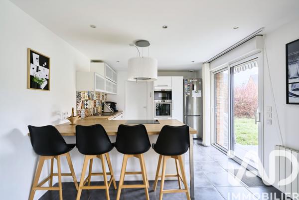 Maison à vendre 6 pièces 122 m² Lesquin