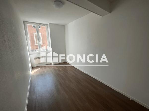 Location Appartement 3 pièces 57.32 m² - 22 RUE HAUTE Voiron 38500