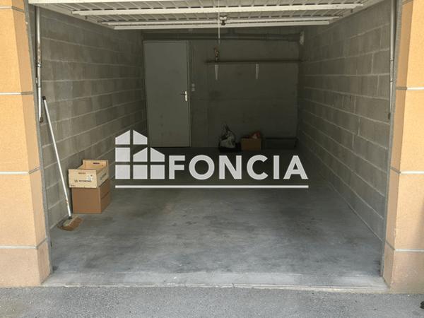 Location Parking - 24 B AVENUE DES CHARROIS Digne-les-bains 04000