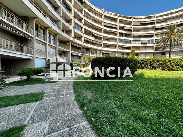 Location Appartement meublé 2 pièces 36.04 m² - LA LICORNE Cannes-la-bocca 06150