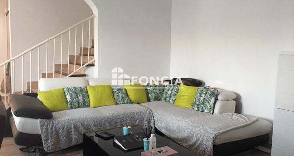Location Maison 4 pièces 147.99 m² - Violès 84150