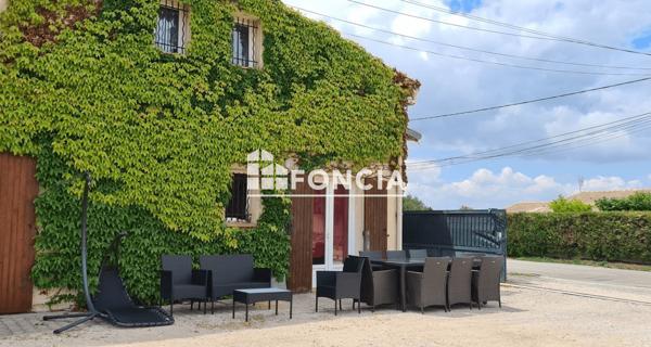 Location Maison 4 pièces 147.99 m² - Violès 84150