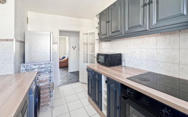 Appartement à louer    2 pièces • 80,23 m2 Reims