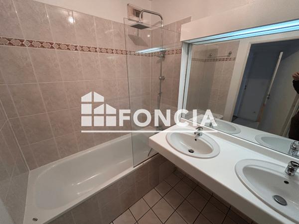 Location Appartement 3 pièces 63.69 m² - 4 PLACE ALBERT SCHWEITZER Illkirch Graffenstaden 67400