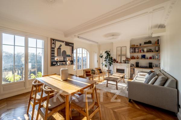 Appartement Haussmannien entièrement rénové avec balcon