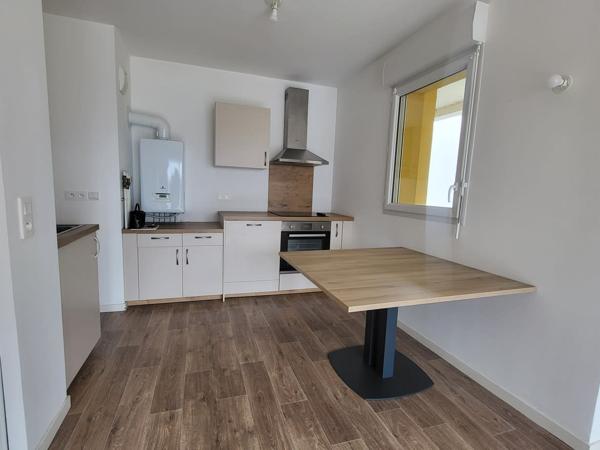 Appartement duplex + terrasse + parking