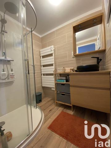 Maison traditionnelle 4 pièces de 100 m² à Mareuil-sur-Arnon (18290)