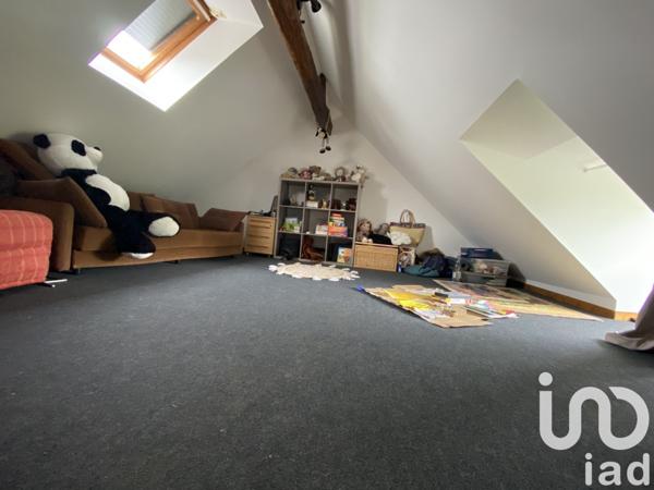 Maison traditionnelle 4 pièces de 100 m² à Mareuil-sur-Arnon (18290)