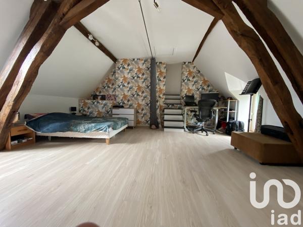 Maison traditionnelle 4 pièces de 100 m² à Mareuil-sur-Arnon (18290)