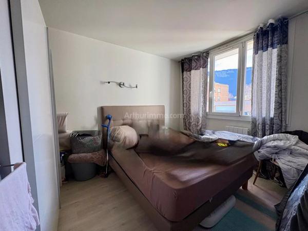 Vente                                                      Appartement
                        
                     2 pièces                      38 m2                     à Fontaine