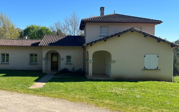 Maison à vendre    5 pièces • 213 m2 Limoges