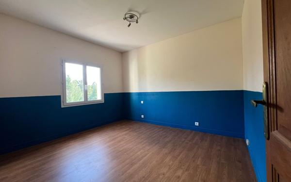 Maison à vendre    5 pièces • 213 m2 Limoges