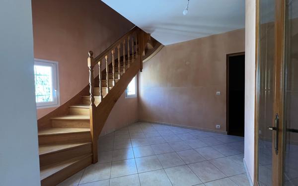 Maison à vendre    5 pièces • 213 m2 Limoges