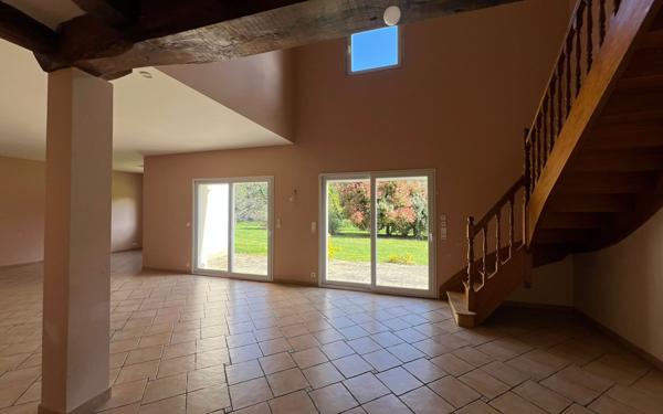 Maison à vendre    5 pièces • 213 m2 Limoges