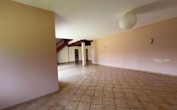 Maison à vendre    5 pièces • 213 m2 Limoges