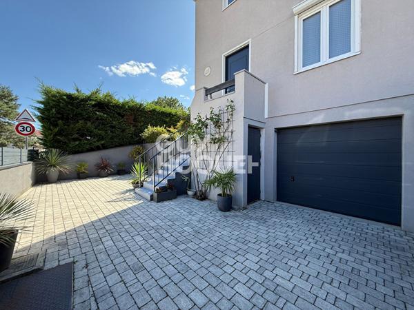 Maison T4 rénovée et moderne sur les Hauteurs de Givors