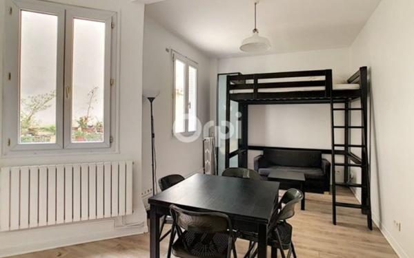 Appartement à louer    1 pièce •  Paris 14