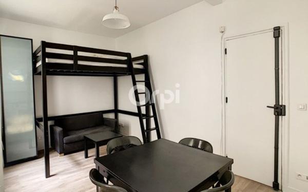 Appartement à louer    1 pièce •  Paris 14