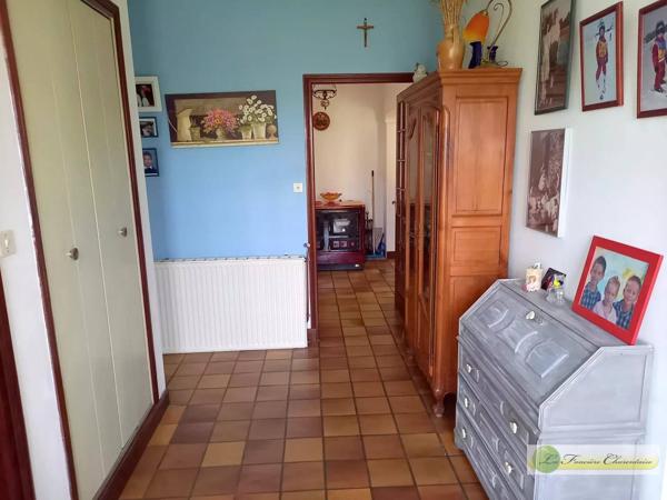 Vente immobilière : Maison à Aigre  6 pièces 180 m² 199 500 €- FONCIERE CHARENTAISE AIGRE.