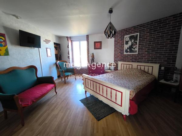 Maison à LA PREVIERE, 49420 - 7 pièces 192m²