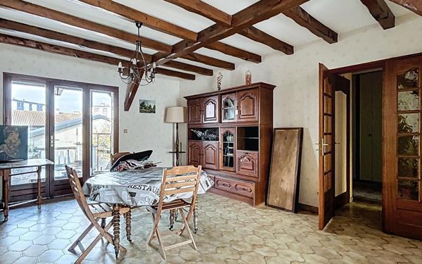 Maison à vendre    5 pièces • 151 m2 Reims