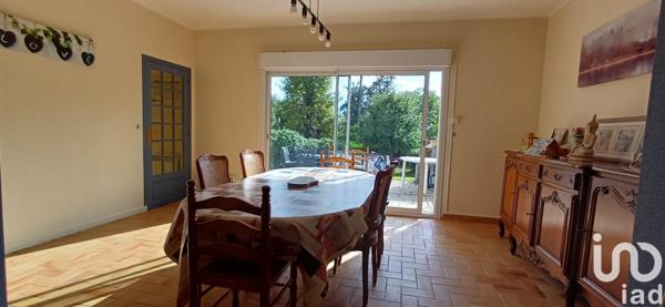 Maison 7 pièces de 164 m² à Châteauneuf-sur-Cher (18190)