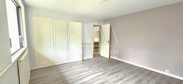 ANGOULEME - JARDIN VERT - APPARTEMENT EN RDC DE 98,22 m² AVEC EMPLACEMENT PARKING, CAVE ET ACCES PARC ET PISCINE