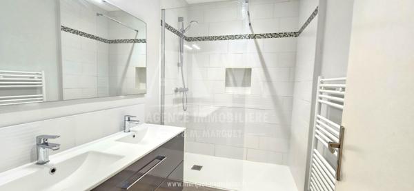ANGOULEME - JARDIN VERT - APPARTEMENT EN RDC DE 98,22 m² AVEC EMPLACEMENT PARKING, CAVE ET ACCES PARC ET PISCINE
