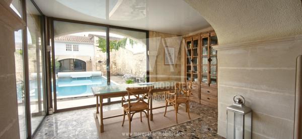 SUPERBE MAISON CHARENTAISE D'ENV 135m² AVEC JARDIN, PISCINE ET GARAGE