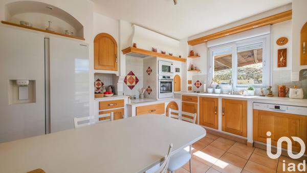 Maison à vendre 8 pièces 160 m² Barjac