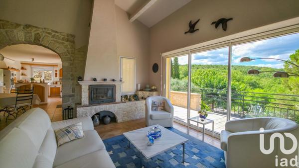 Maison à vendre 8 pièces 160 m² Barjac
