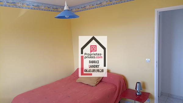 Villa 3 faces 3 chambres avec piscine quartier calme