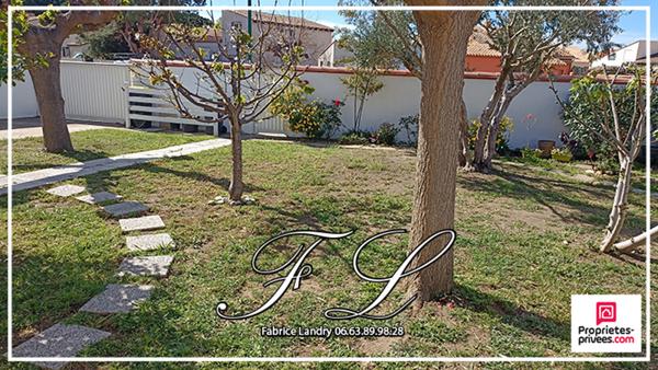 Villa 3 faces 3 chambres avec piscine quartier calme