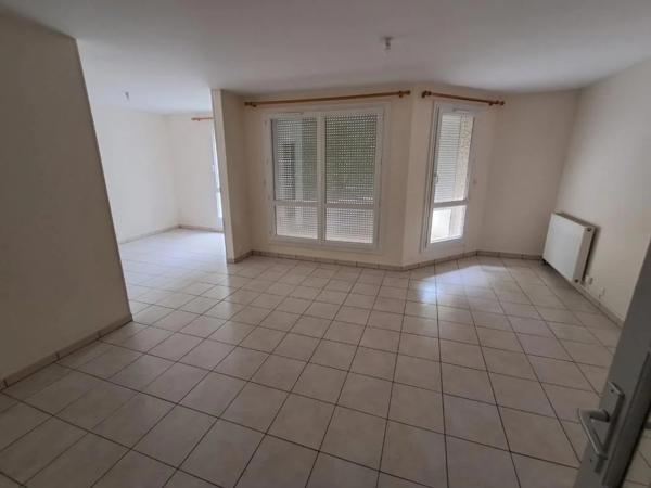 Appartement à louer à Évry-Courcouronnes (91000)