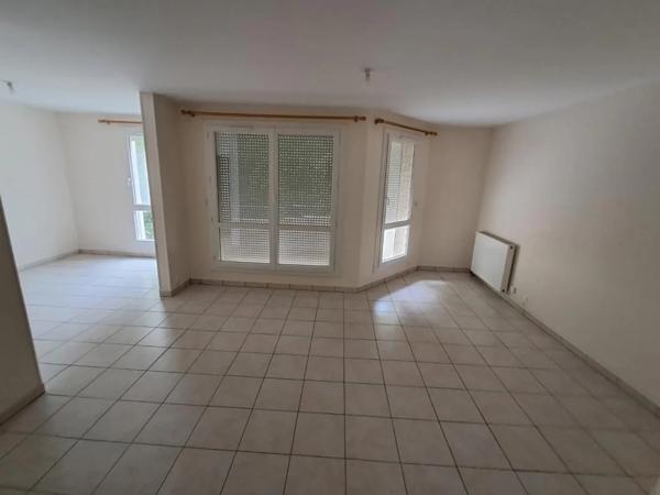 Appartement à louer à Évry-Courcouronnes (91000)