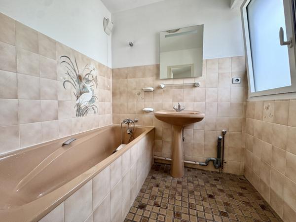Appartement  2 pièce(s)  1 chambre(s)  55.55 m²