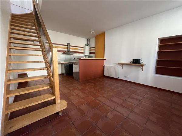 Maison à louer 580 € CC AUCH 3 p 70 m² DPE D