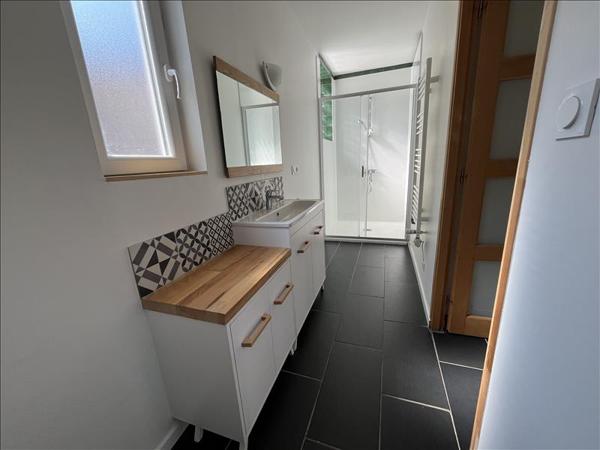 Maison à louer 580 € CC AUCH 3 p 70 m² DPE D