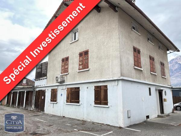 Immeuble à vendre 232m²