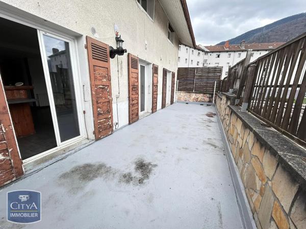 Immeuble à vendre 232m²