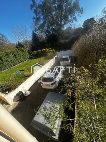 Maison de campagne à la ville