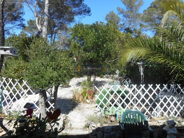 Vente                                                      Terrain
                        
                                         280 m2                     à Saint-Raphaël